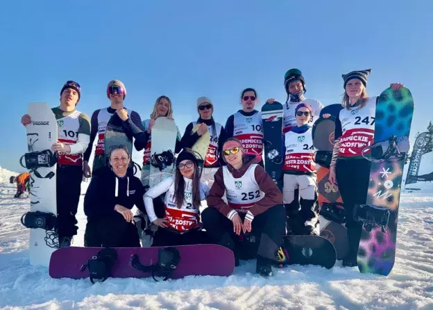 AZS UG z medalami w snowboardowym finale AMP
